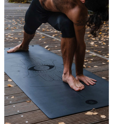 Yoga mat PRO STICKY ILLUMINATION BLACK - Moonholi 4