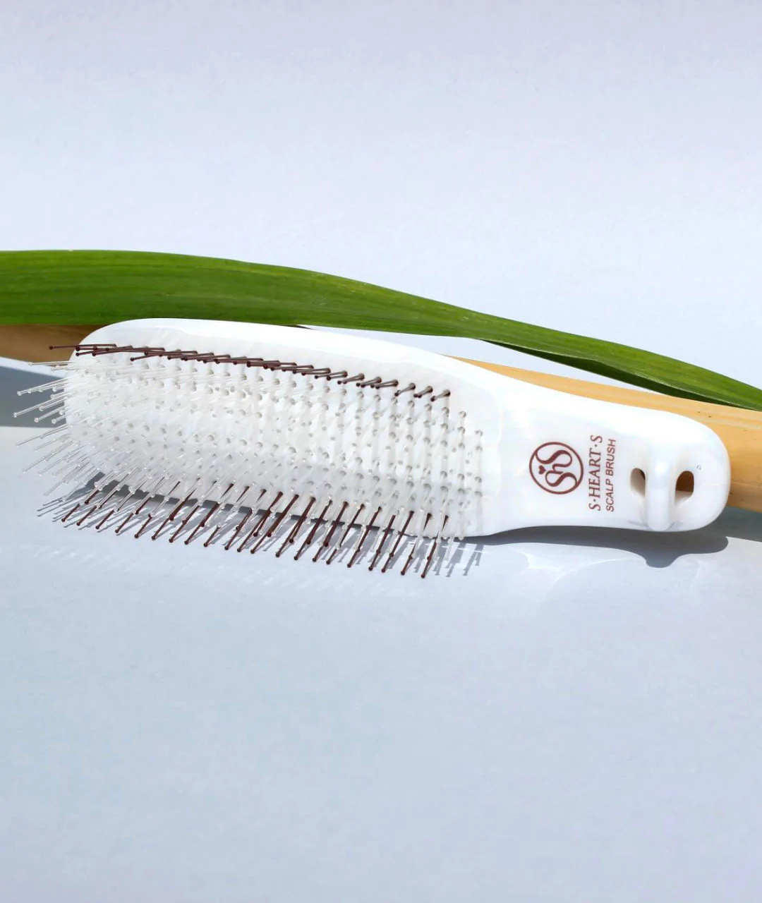 Scalp Brush Com Normal Short 376 HAIR White Pearl