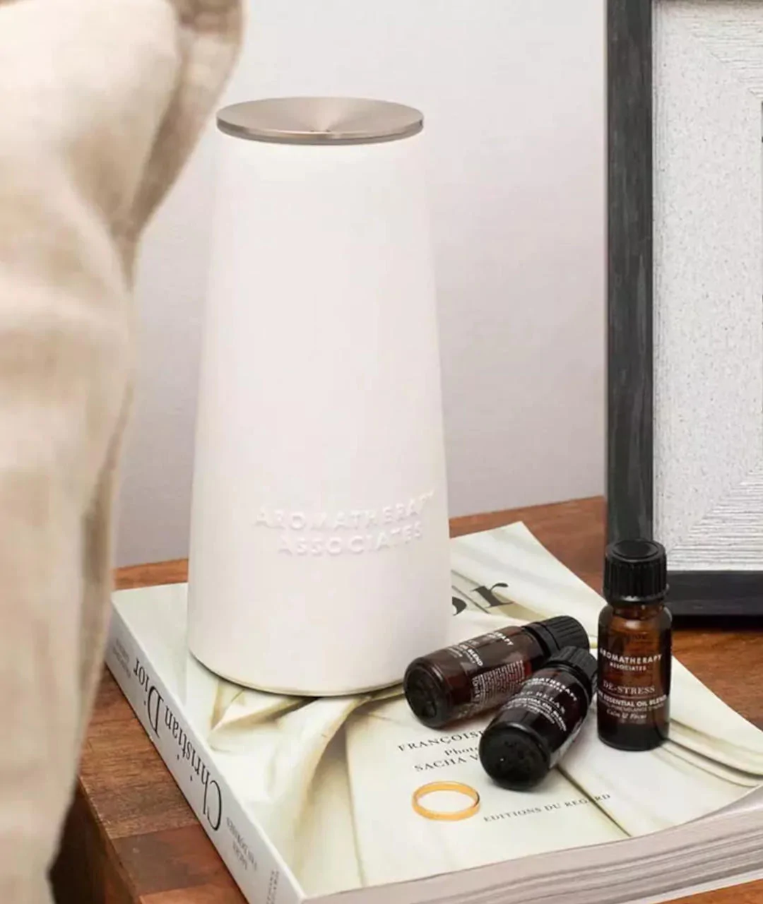 The Atomiser - A revolutionary, waterless diffuser of essential oils view.