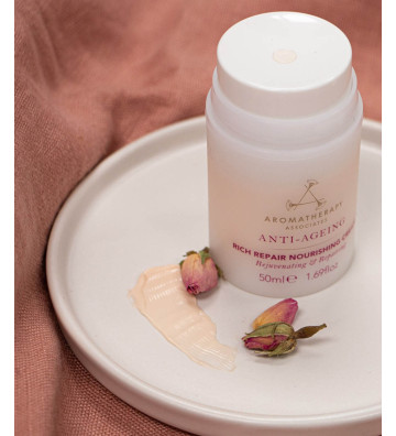RICH REPAIR NOURISHING CREAM - Nourishing regenerating cream 50ml - Aromatherapy Associates 3