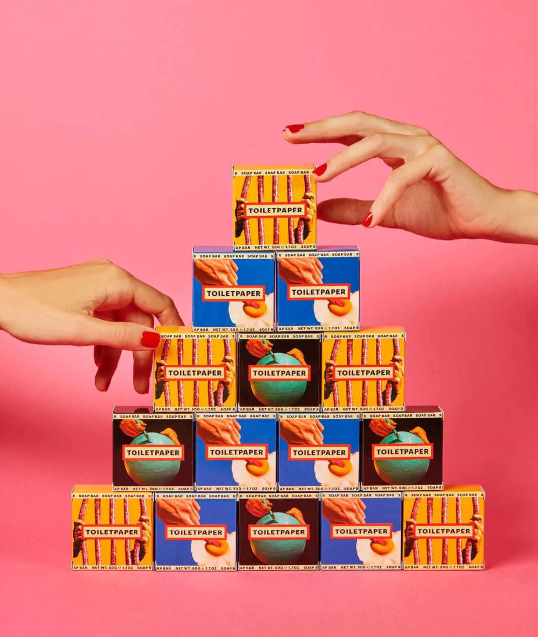 TOILETPAPER BAR SOAP 50g "WORLD"  opakowanie z daleka