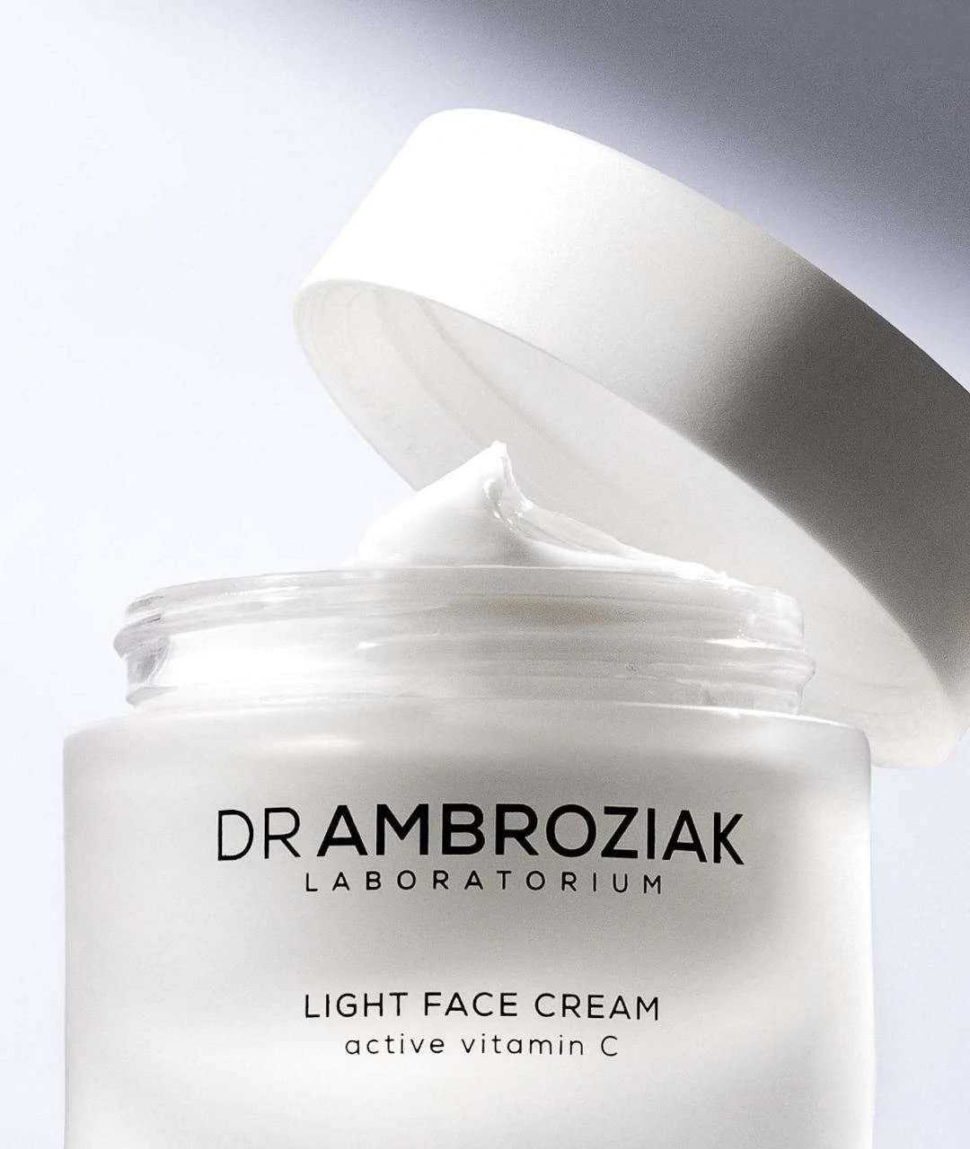 Light Face Cream Moisturizing cream with vitamin C 50ml view