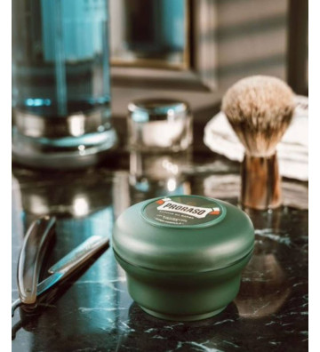 Shaving soap in a crucible - Refreshing green line 150ml - Proraso 2