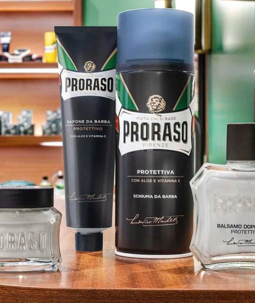 Pianka do golenia - Ochronna, linia niebieska 300ml widok