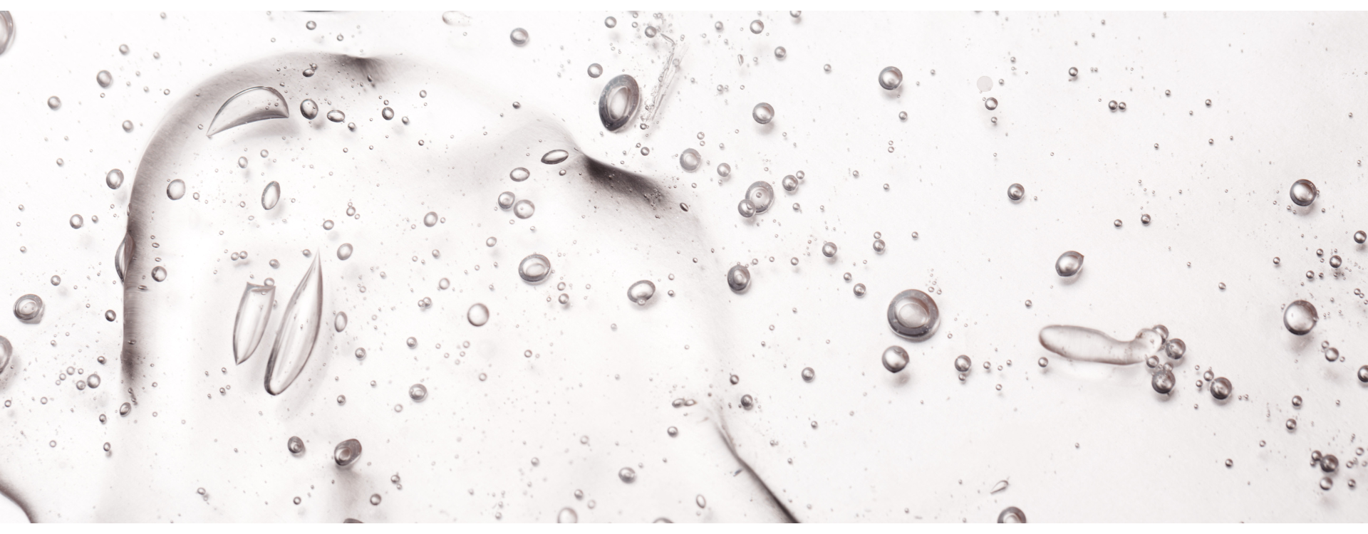 Kwas hialuronowy. Poznaj właściwości i efekty stosowania