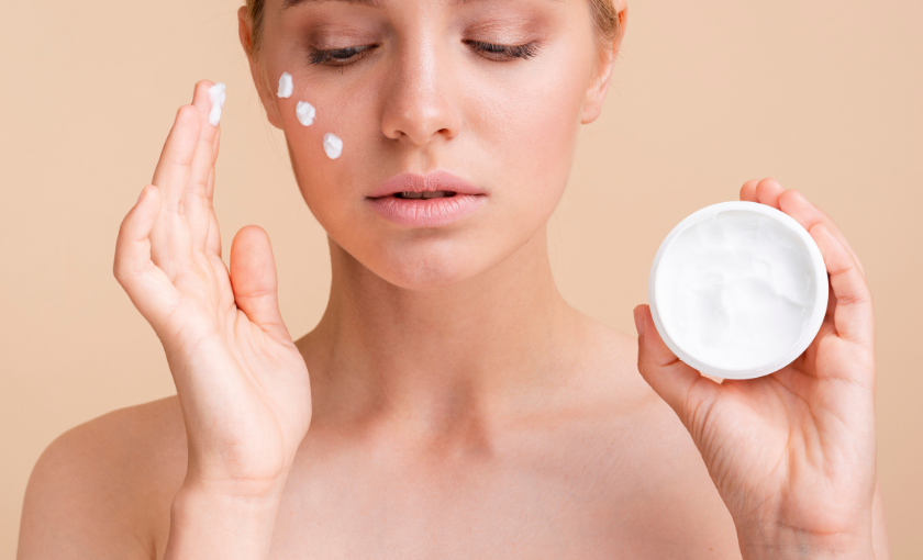 Facial care when using retinol. Find out which moisturizer to choose